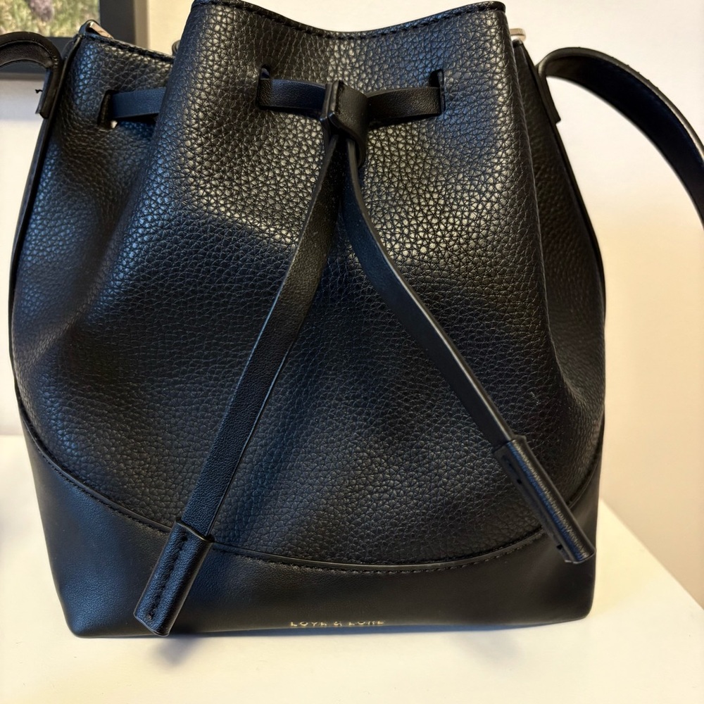 Love & Lore 🖤 Black Bucket Bag